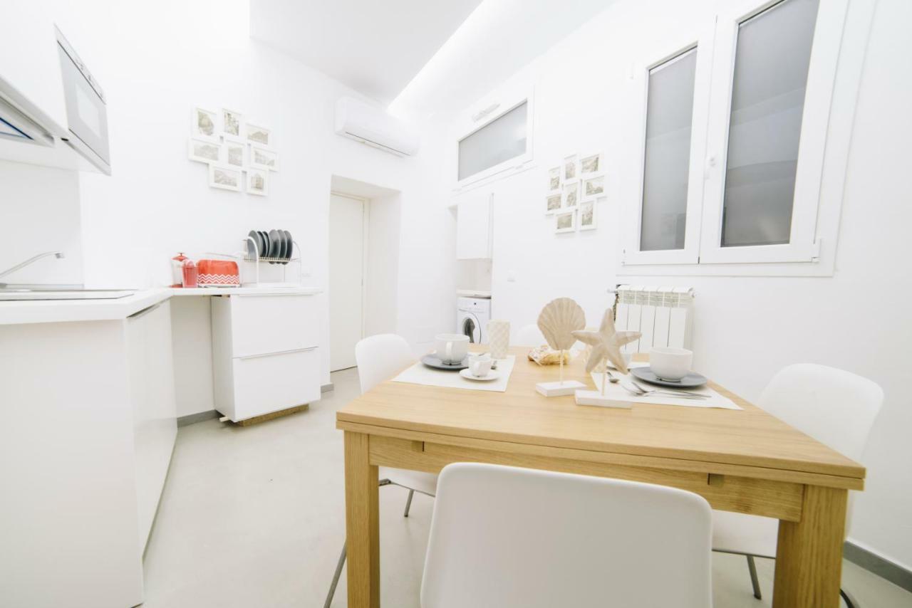 330 Holiday Apartments มานารอลา ภายนอก รูปภาพ